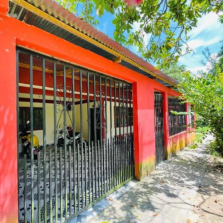 Apartamentos Cerca Al Aeropuerto Λετίσια Εξωτερικό φωτογραφία
